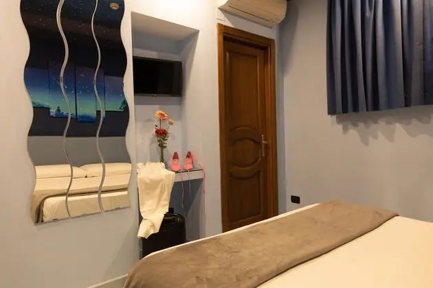 Standard Tek Büyük Yataklı Oda