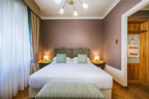 Comfort Tek Büyük Yataklı Oda