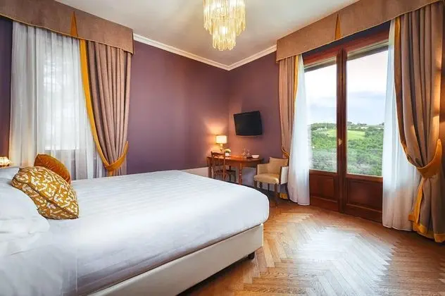 Superior Tek Büyük Yataklı Oda