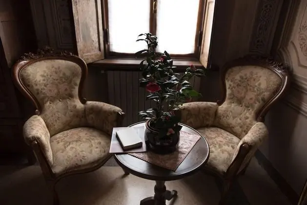 Junior Süit (Castalderia)