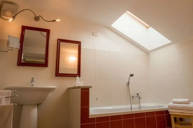 Junior Süit (Castello)