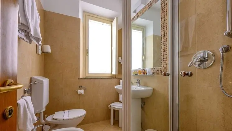 İki Ayrı Yataklı Oda