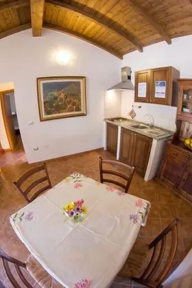 Apart Daire, 1 Yatak Odası, Küçük Mutfak