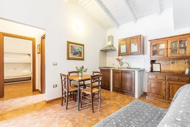 Apart Daire, 1 Yatak Odası, Küçük Mutfak