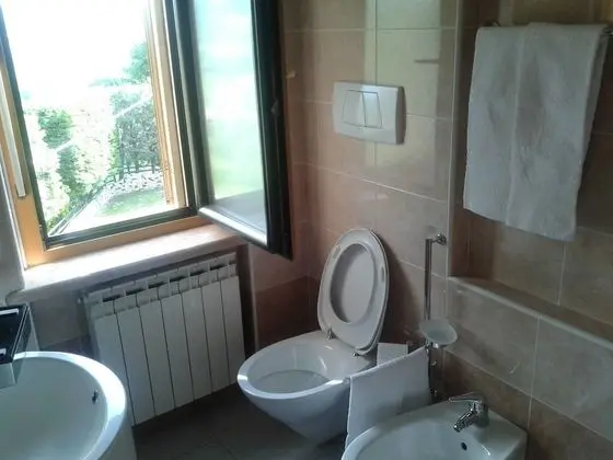 Standard Tek Büyük veya İki Ayrı Yataklı Oda