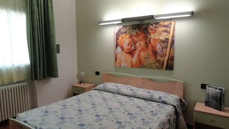 Tek Büyük veya İki Ayrı Yataklı Oda