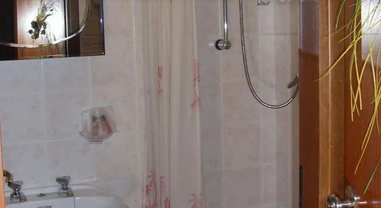 Dört Kişilik Oda, Dağ Manzaralı