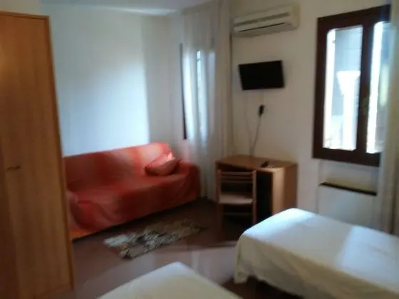 Classic Üç Kişilik Oda