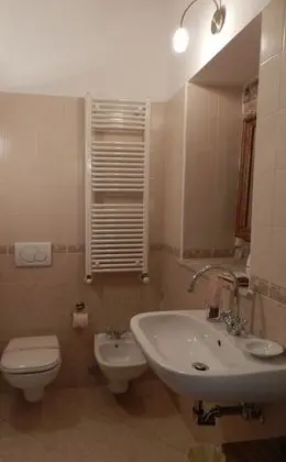 Tek Büyük Yataklı Oda, 1 Büyük (Queen) Boy Yatak, Balkon, Göl Manzaralı