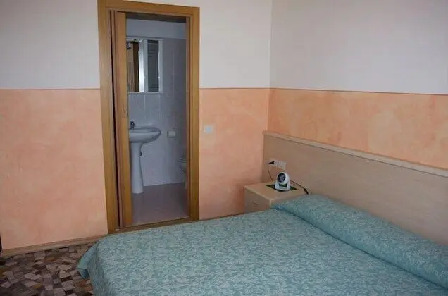 Tek Büyük Yataklı Oda, Göl Manzaralı
