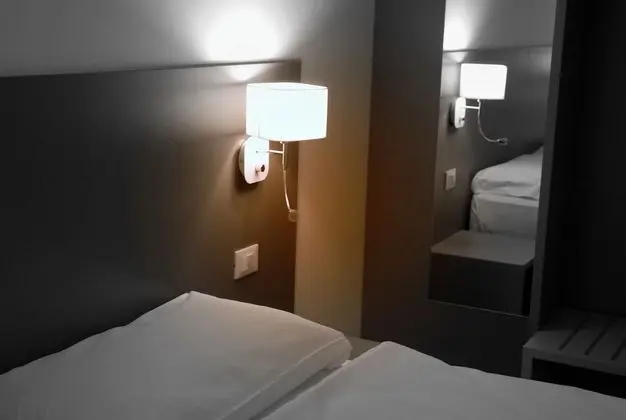 Superior Tek Büyük veya İki Ayrı Yataklı Oda