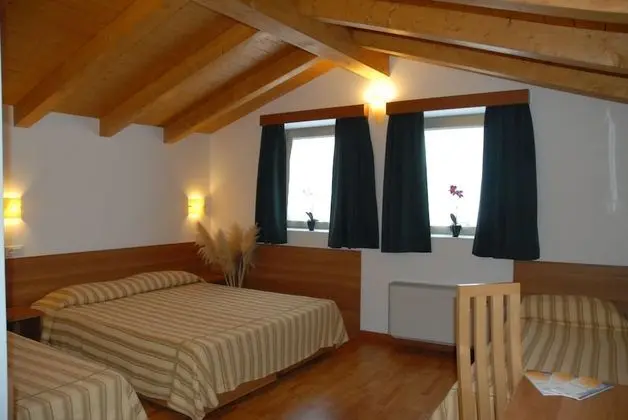 Standard Üç Kişilik Oda