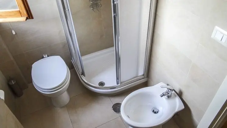 Tek Büyük veya İki Ayrı Yataklı Oda