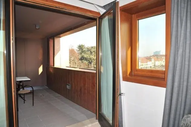 Süit, 1 En Büyük (King) Boy Yatak ve Çekyat, Balkon (with Sofabed)