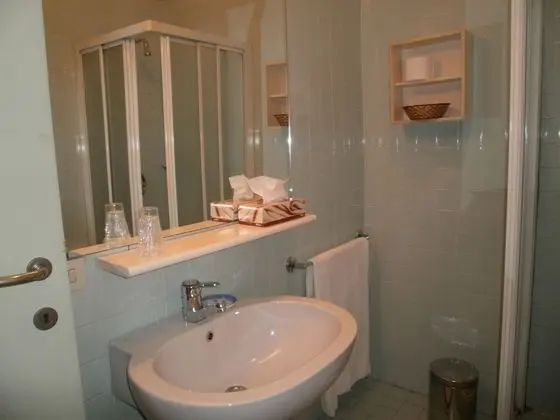 Standard Tek Büyük Yataklı Oda, Park Manzaralı