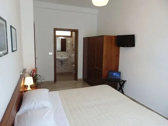 Tek Büyük Yataklı Oda