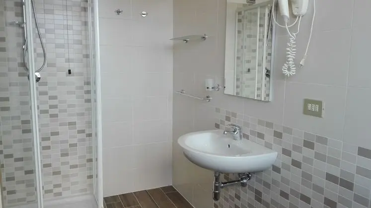 Tek Büyük Yataklı Oda, Balkon