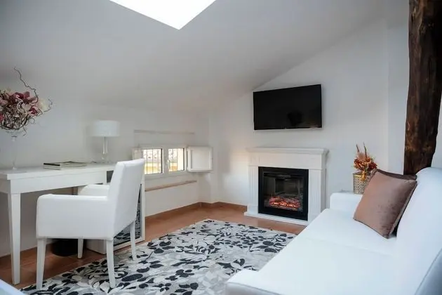 Deluxe Tek Büyük veya İki Ayrı Yataklı Oda