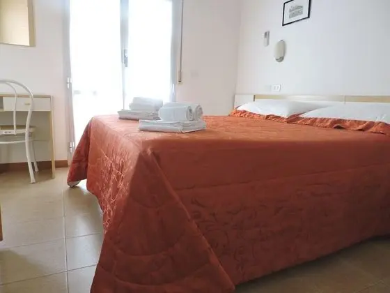 Tek Büyük veya İki Ayrı Yataklı Oda