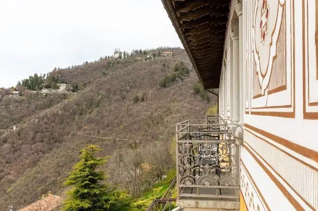 Elite Tek Büyük veya İki Ayrı Yataklı Oda, Göl Manzaralı