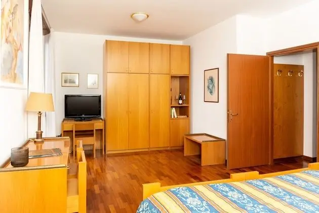 Elite Tek Büyük veya İki Ayrı Yataklı Oda, Göl Manzaralı