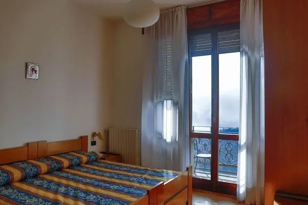 Elite Tek Büyük veya İki Ayrı Yataklı Oda, Göl Manzaralı