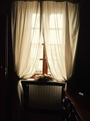 Büyük Yataklı Tek Kişilik Oda