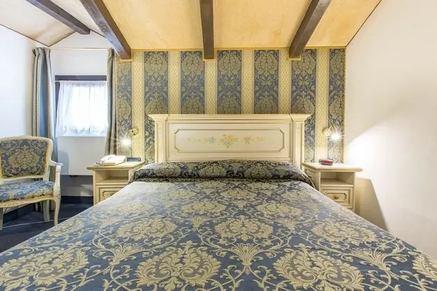 Economy Tek Büyük Yataklı Oda