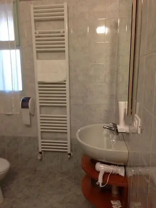 Classic Tek Büyük veya İki Ayrı Yataklı Oda