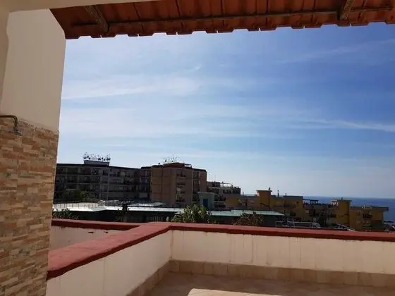 Superior Tek Büyük veya İki Ayrı Yataklı Oda, Deniz Manzaralı