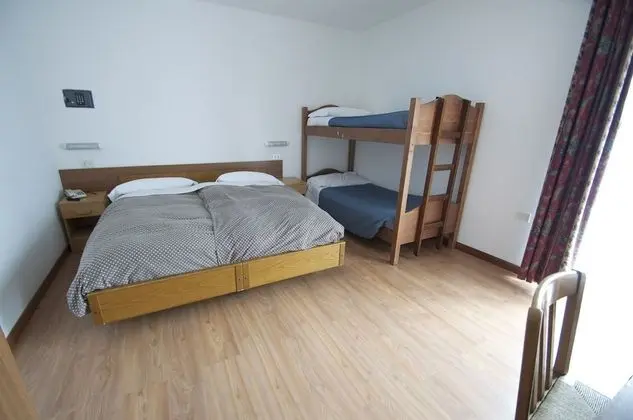 Dört Kişilik Oda