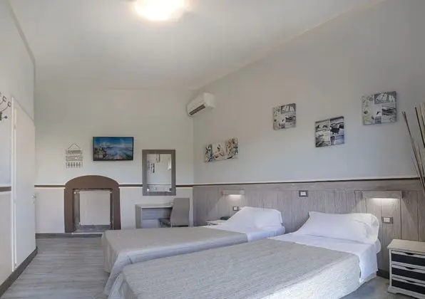 Tek Büyük veya İki Ayrı Yataklı Oda
