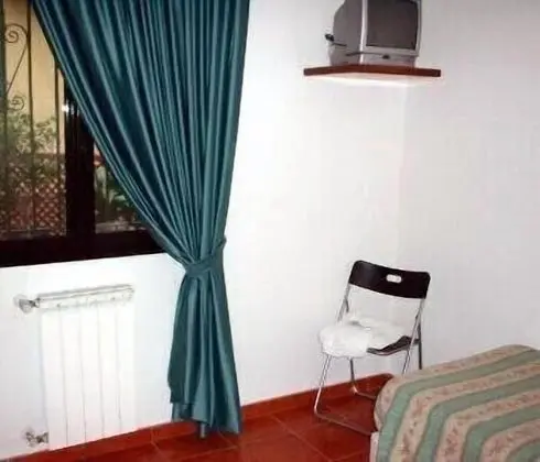 Standard Tek Kişilik Oda, Banyolu/Duşlu