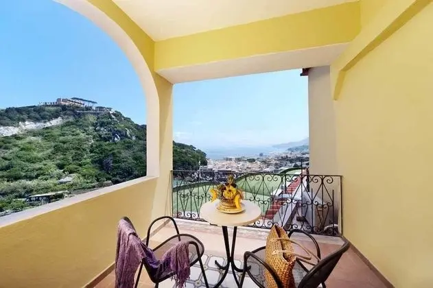 Comfort Tek Büyük Yataklı Oda, Balkon, Deniz Manzaralı