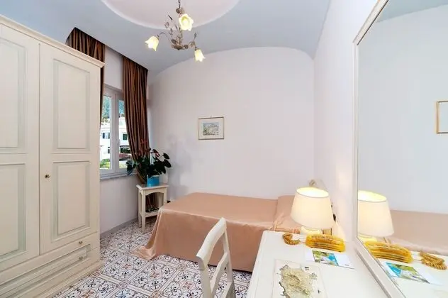 Standard Tek Kişilik Oda