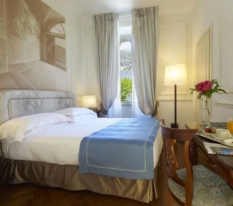 Classic Tek Büyük Yataklı Oda