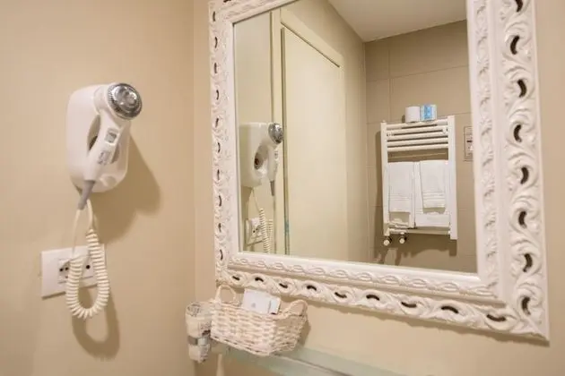 Standard Tek Büyük veya İki Ayrı Yataklı Oda