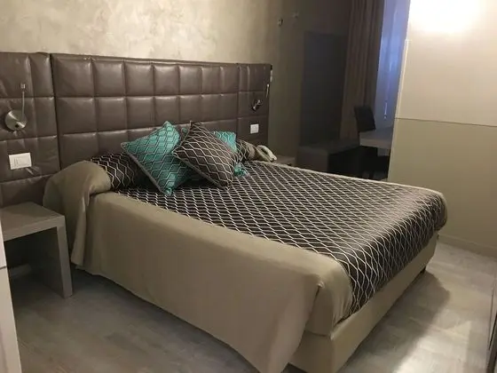 Standard Tek Büyük veya İki Ayrı Yataklı Oda