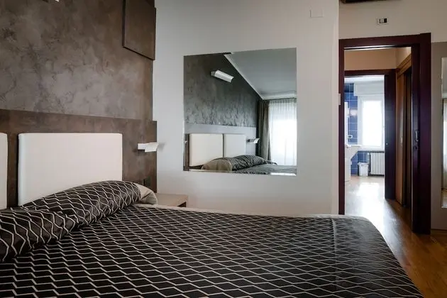 Standard Tek Büyük veya İki Ayrı Yataklı Oda