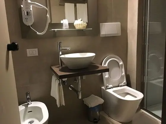 Standard Tek Büyük veya İki Ayrı Yataklı Oda