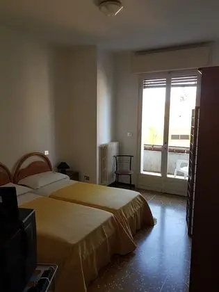 Standard İki Ayrı Yataklı Oda, Ortak Banyo