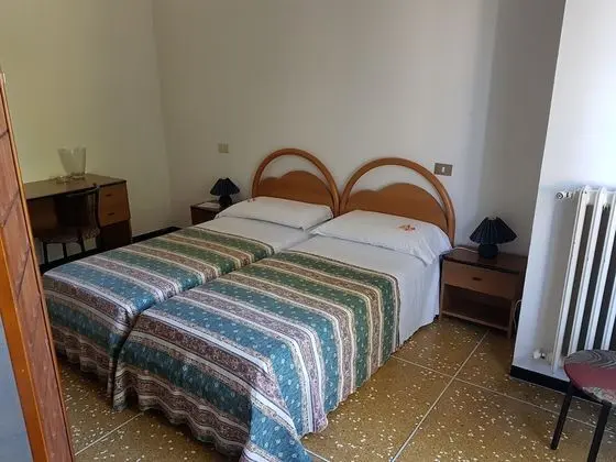 Standard İki Ayrı Yataklı Oda, Ortak Banyo