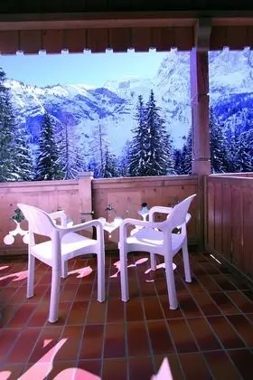 Classic Tek Büyük veya İki Ayrı Yataklı Oda