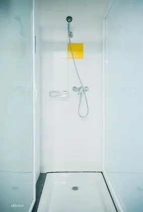 Habitación familiar, baño compartido (6 pax.)