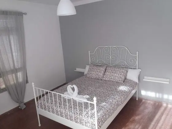 Tek Büyük Yataklı Oda, 1 Çift Kişilik Yatak