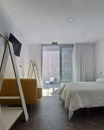 Tek Büyük veya İki Ayrı Yataklı Oda