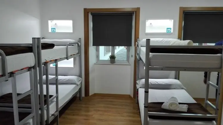 Ortak Ranzalı Oda, Karma Ranzalı Oda (1 bed in 10 Bed Dorm)