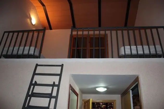 Economy Ortak Ranzalı Oda, Karma Ranzalı Oda, Ortak Banyo (1 Bed in 6-Bed Mix Dormitory)