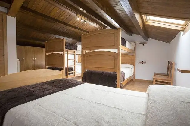 Ortak Ranzalı Oda, Karma Ranzalı Oda, Ortak Banyo (5 beds, El Desván Soñado)