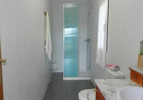 Ortak Ranzalı Oda, Karma Ranzalı Oda, Ortak Banyo (1 bed)